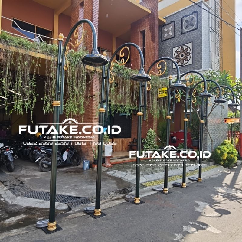 Tiang Lampu Jalan Kampung