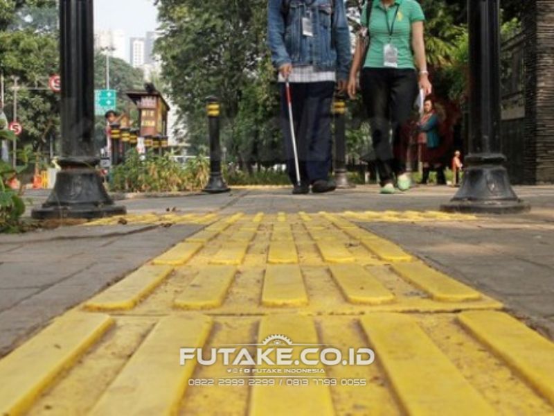 Ubin Jalur Difabel Guiding Blocks dan Fungsinya