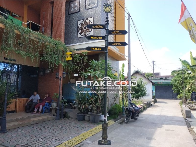 Tiang Papan Petunjuk Jalan Terbaik Bergaransi