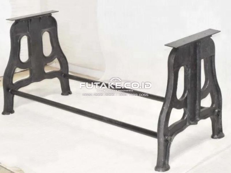 Kaki Meja Cast Iron