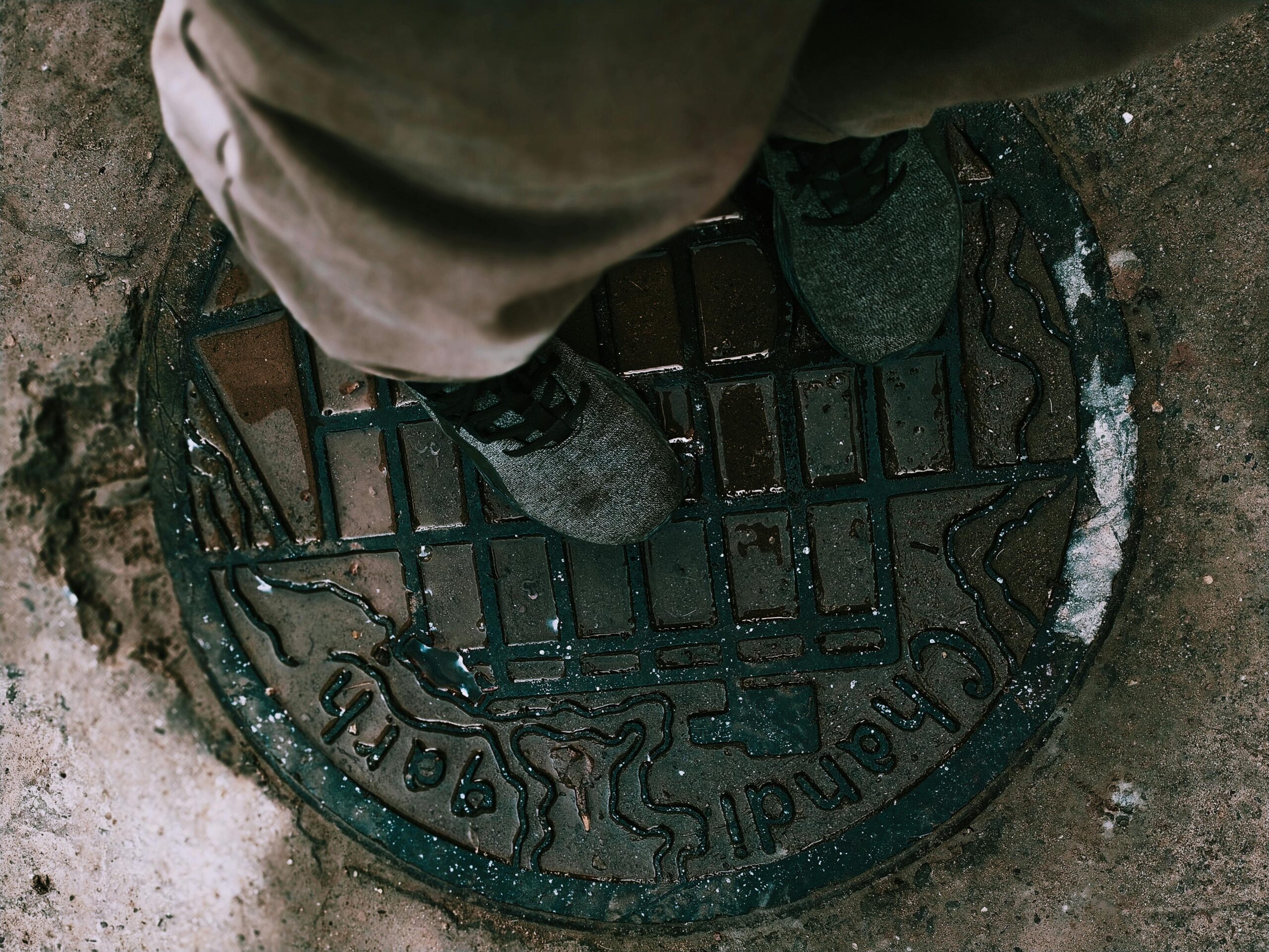 manhole bulat
