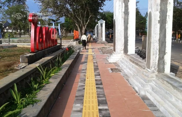 pemasangan guiding block