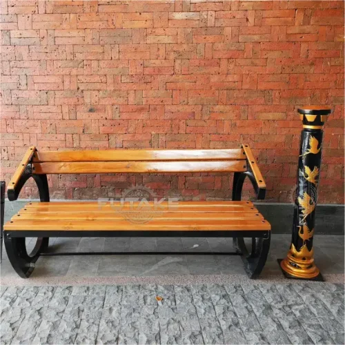 rangkaian kursi dan Bollard Jalan Bontang 1 Meter
