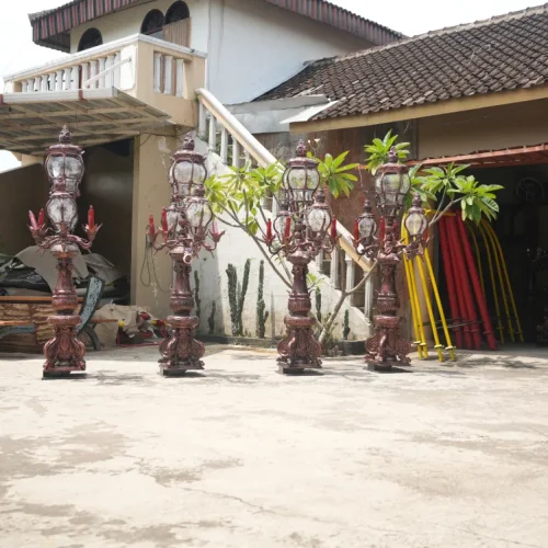 tiang lampu surabaya klasik eropa