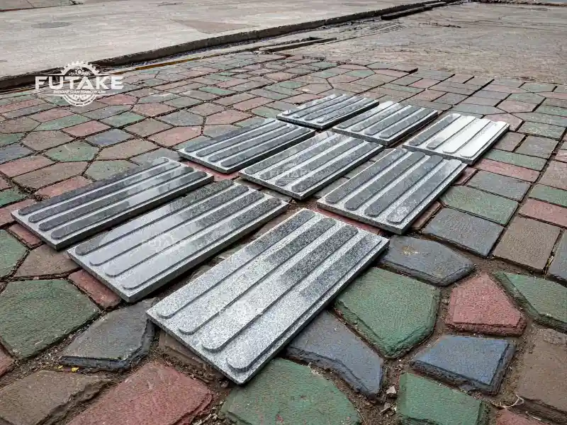 jenis guiding block granit atau keramik